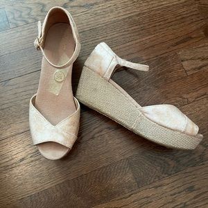 Tom’s Wedges Espadrille Sandals